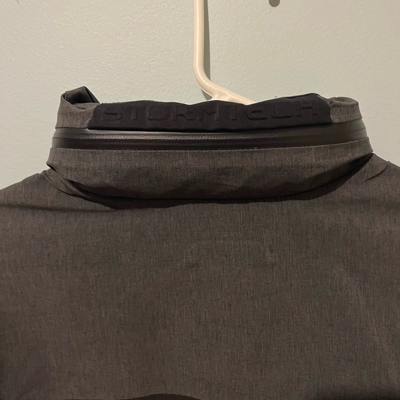 Stormtech Performance Convertible Jacket - Picture 4 of 10